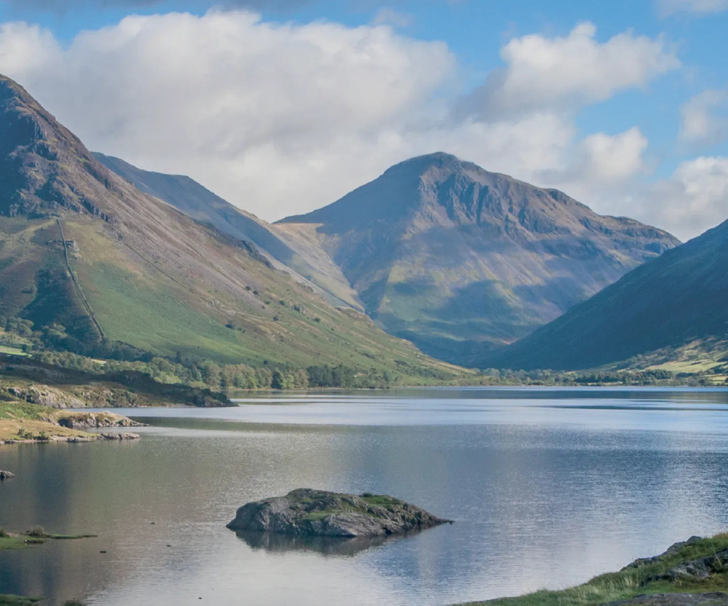 Lakes and mountains